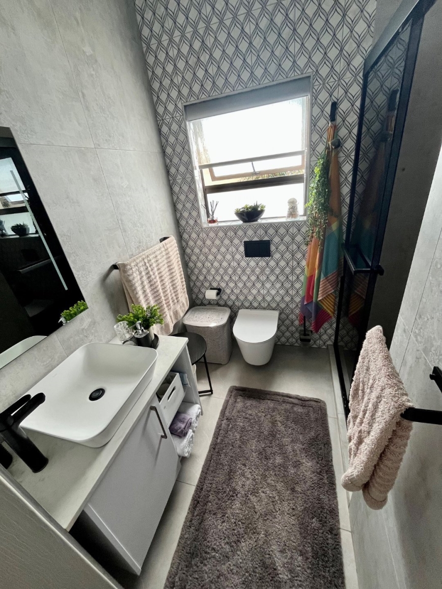 3 Bedroom Property for Sale in La Camargue Private Country Estate North West